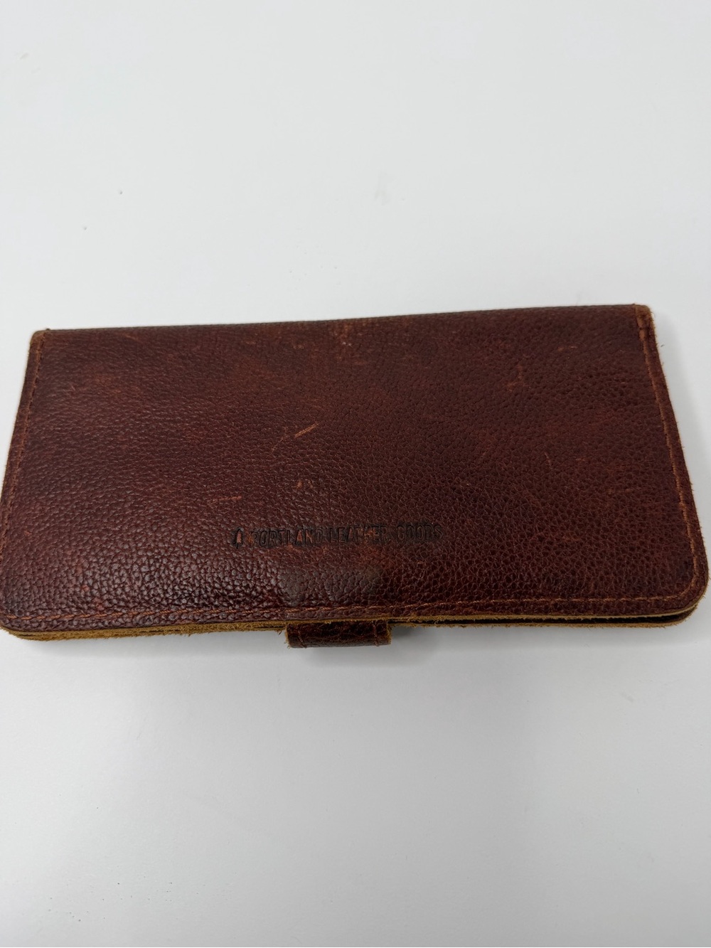 Portland Leather Goods Womens Bifold Wallet Pebbled Leather Brown Distressed - Picture 2 of 6